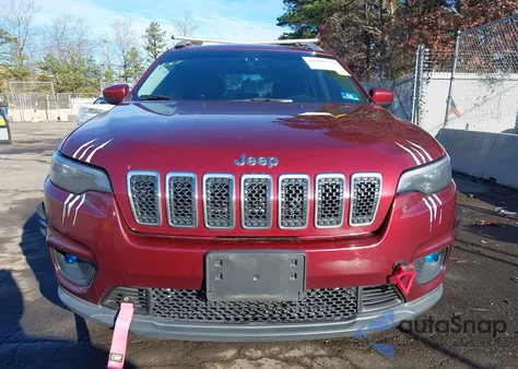 2019 Jeep Cherokee Latitude Plus 4X4 из США, поврежденный, VIN 1C4PJMLX3KD137019